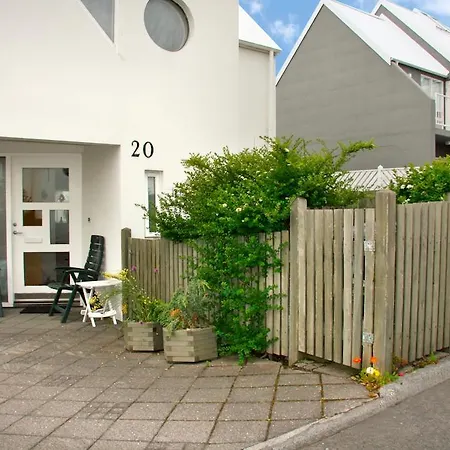 Guest house Monika Blondal *